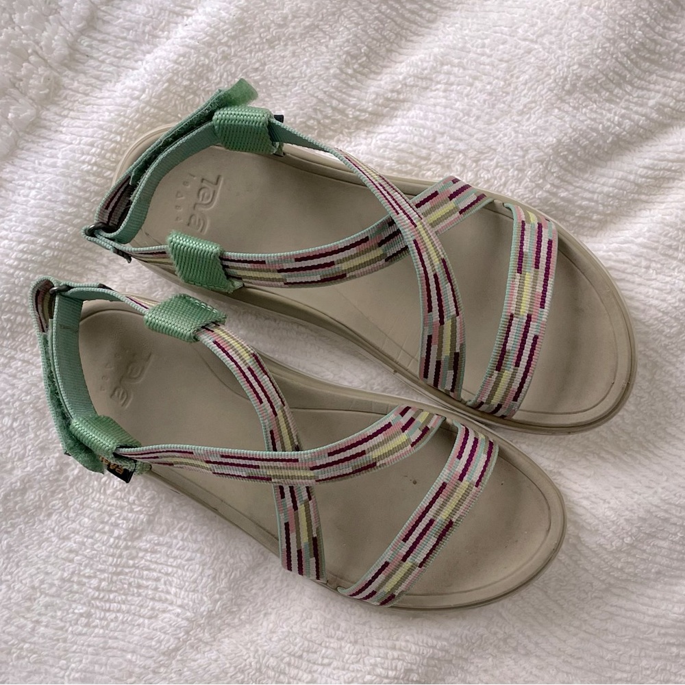 Teva Sandals size 7 great arch support